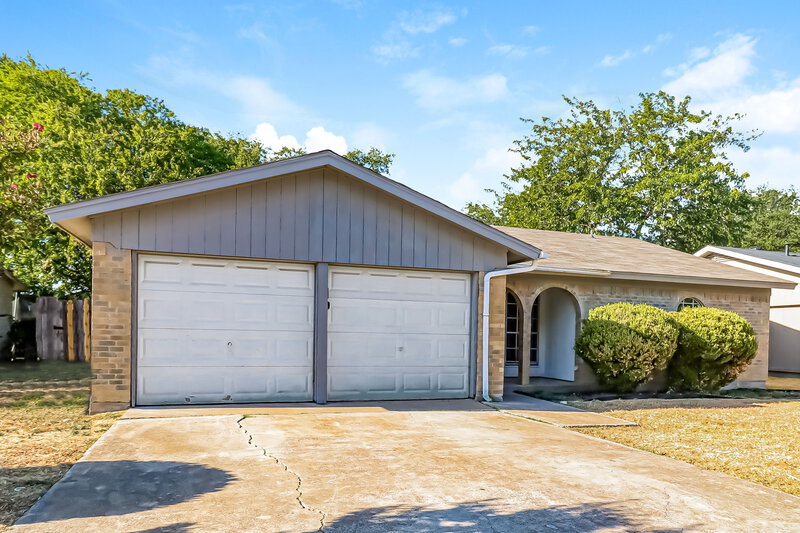 1,745/Mo, 2821 Lana Circle Fort Worth, TX 76140 External View