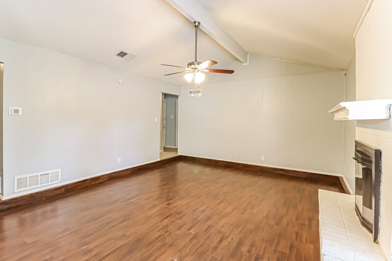 1,745/Mo, 2821 Lana Circle Fort Worth, TX 76140 Living Room View