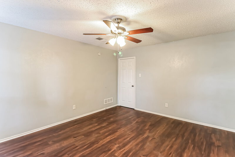 1,745/Mo, 2821 Lana Circle Fort Worth, TX 76140 Main Bedroom View