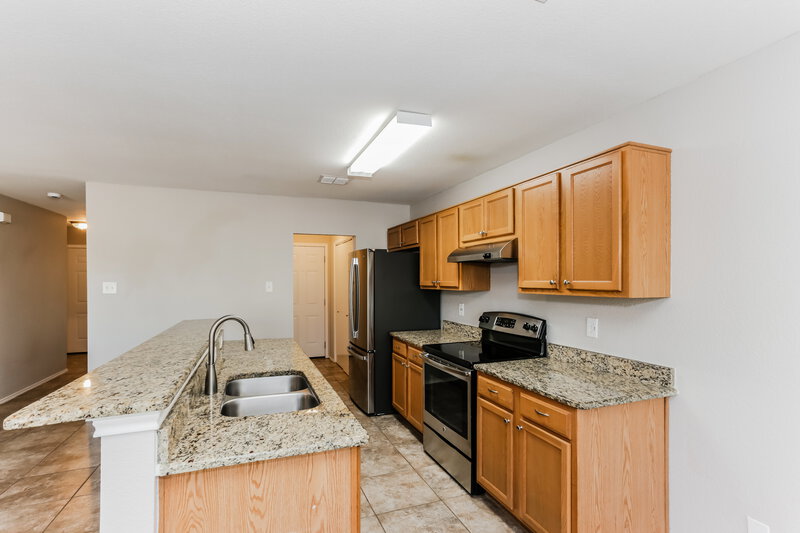 1,710/Mo, 10616 Many Oaks Dr Fort Worth, TX 76140 Kitchen View