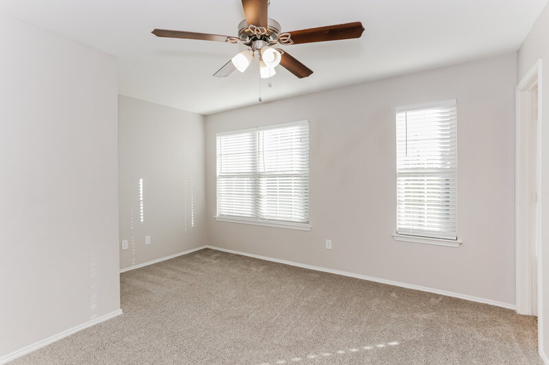 1,710/Mo, 10616 Many Oaks Dr Fort Worth, TX 76140 Main Bedroom View