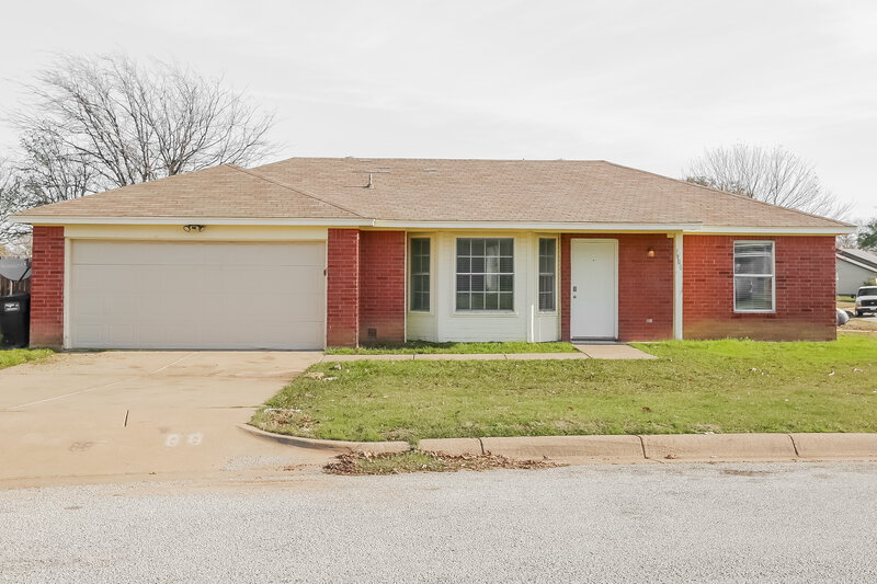 1,805/Mo, 9000 Christopher Circle Fort Worth, TX 76140 External View