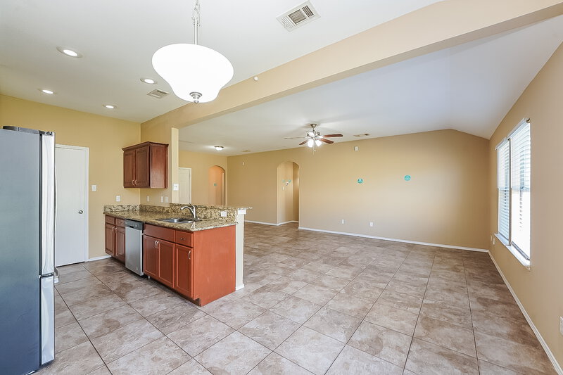 1,860/Mo, 9731 Checota Dr Dallas, TX 75217 Dining Room View