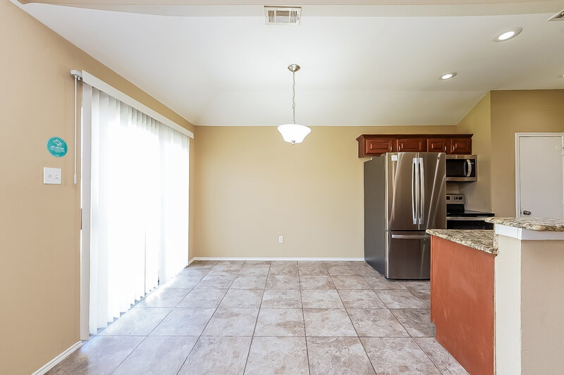 1,860/Mo, 9731 Checota Dr Dallas, TX 75217 Dining Room View 2