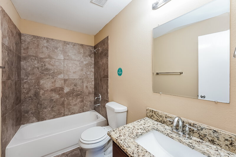 1,860/Mo, 9731 Checota Dr Dallas, TX 75217 Bathroom View
