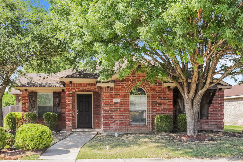 2,030/Mo, 5347 El Torro St Dallas, TX 75236 External View