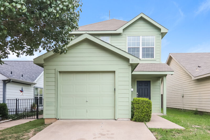 2,800/Mo, 10636 Many Oaks Dr Fort Worth, TX 76140 External View
