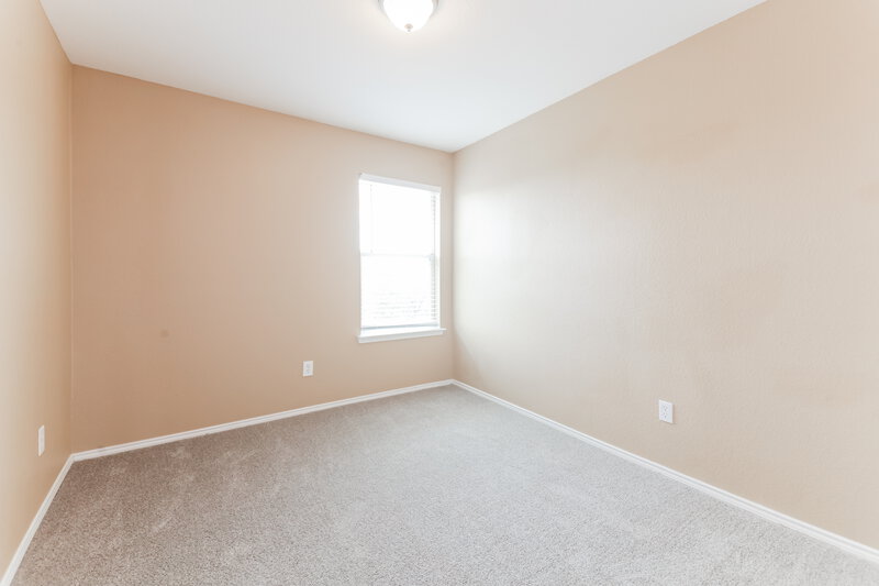 2,800/Mo, 10636 Many Oaks Dr Fort Worth, TX 76140 Bedroom View