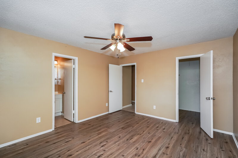 1,675/Mo, 3713 Arnold Dr Fort Worth, TX 76140 Main Bedroom View