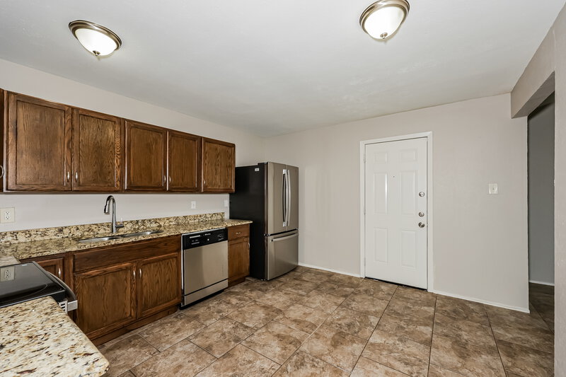 1,895/Mo, 7438 Emory Oak Ln Dallas, TX 75249 Misc View 5