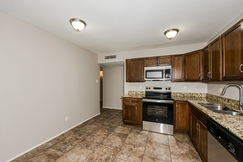 1,895/Mo, 7438 Emory Oak Ln Dallas, TX 75249 Misc View 6