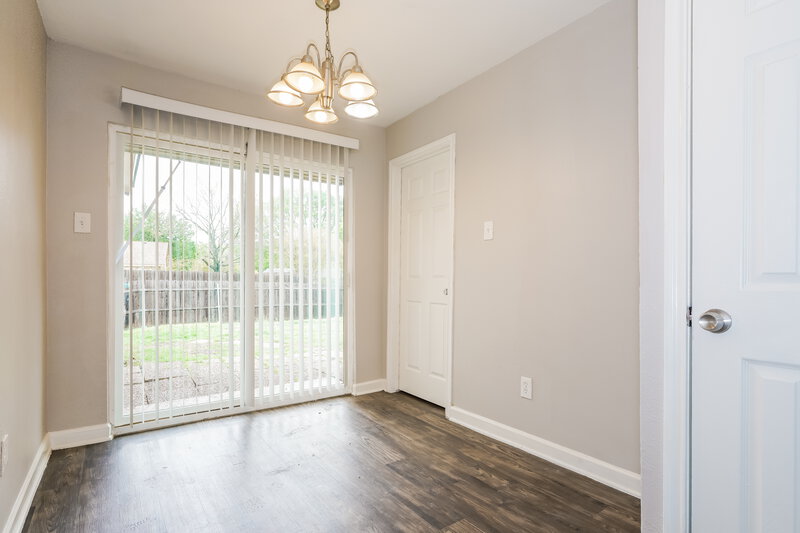 2,055/Mo, 1201 Canyon Oaks Dr Lancaster, TX 75146 Dining Room View