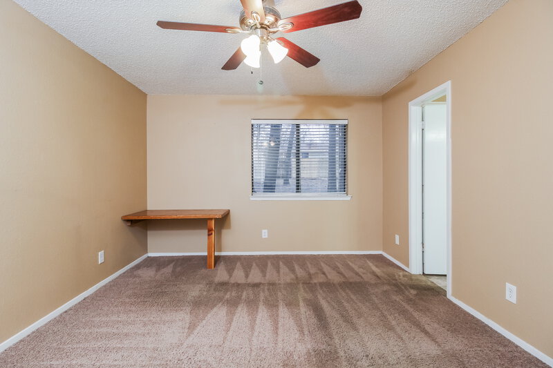 1,850/Mo, 741 Lake Crest Pkwy Azle, TX 76020 Main Bedroom View