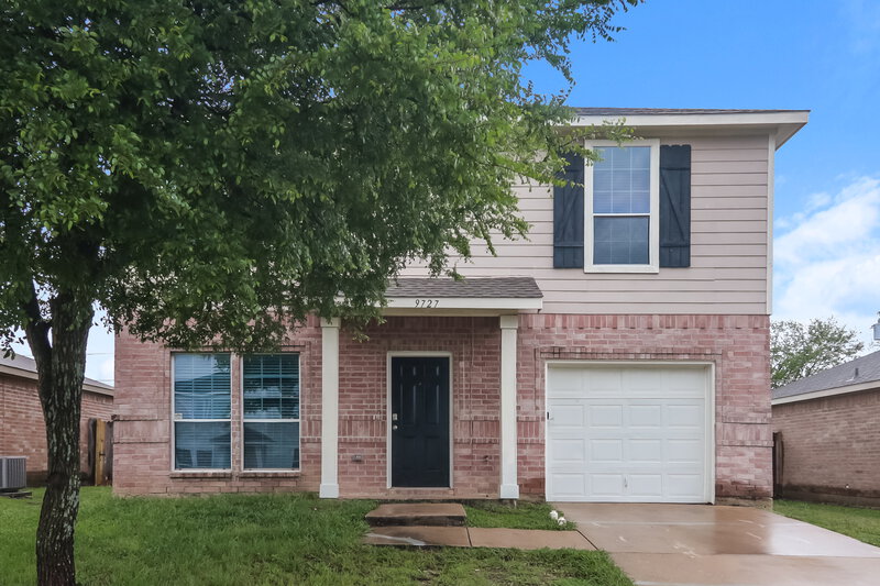 2,490/Mo, 9727 Checota Dr Dallas, TX 75217 External View