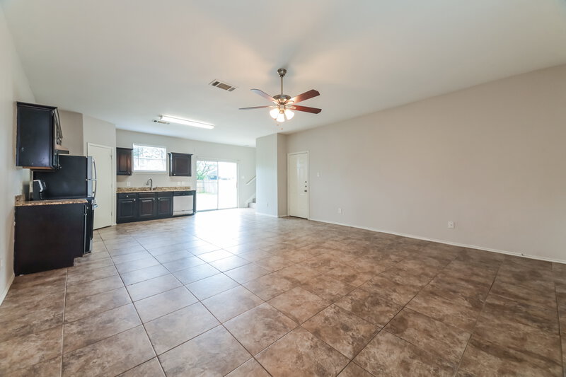 2,490/Mo, 9727 Checota Dr Dallas, TX 75217 Living Room View 2