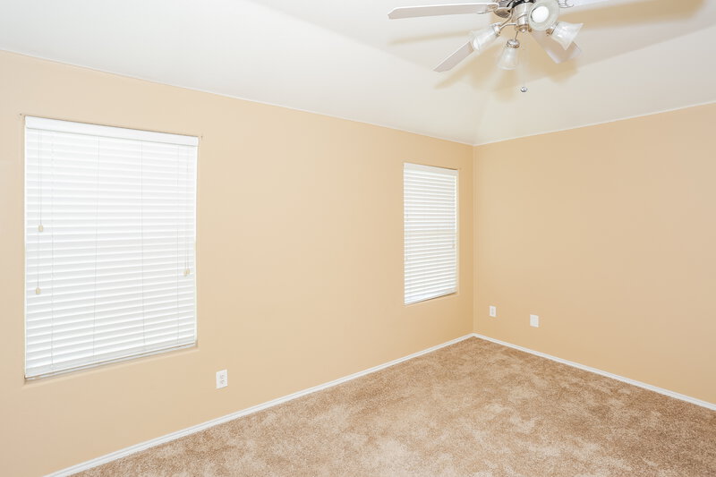 2,620/Mo, 7915 Kansas Ave Dallas, TX 75241 Master Bedroom View