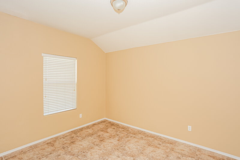 2,620/Mo, 7915 Kansas Ave Dallas, TX 75241 Bedroom View 3