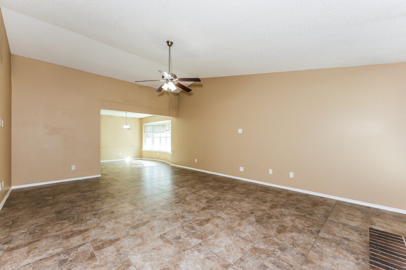 2,060/Mo, 1712 Choctaw Dr Mesquite, TX 75149 Living Room View 2