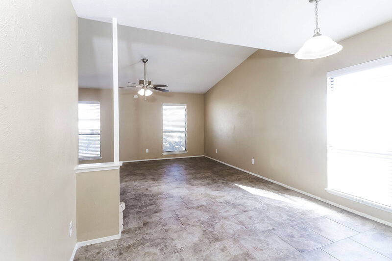 2,055/Mo, 7522 Christie Ln Dallas, TX 75249 Misc View 6