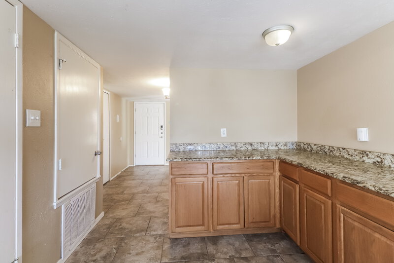 2,055/Mo, 7522 Christie Ln Dallas, TX 75249 Misc View 9