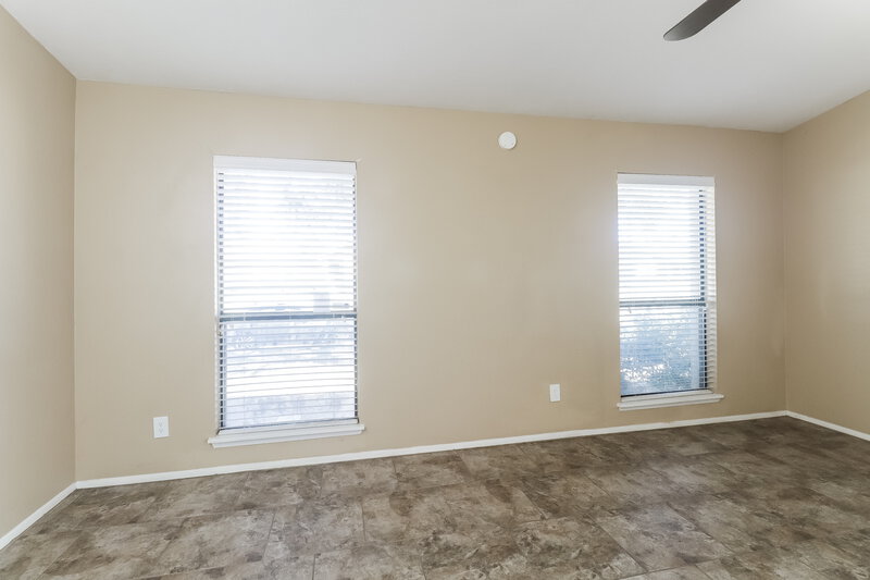 2,055/Mo, 7522 Christie Ln Dallas, TX 75249 Misc View 16