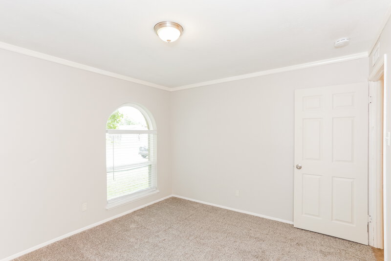 2,180/Mo, 2109 Palmer Trail Grand Prairie, TX 75052 Bedroom View 2