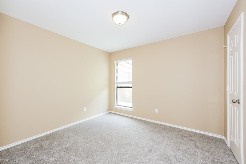 2,060/Mo, 807 Longleaf Dr DeSoto, TX 75115 Bedroom View