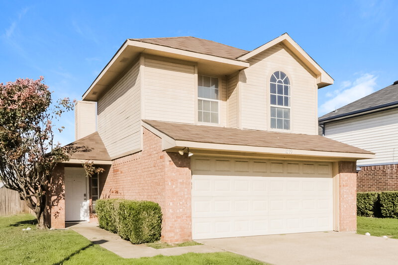 2,155/Mo, 1059 Gaynor Ave Duncanville, TX 75137 Front View