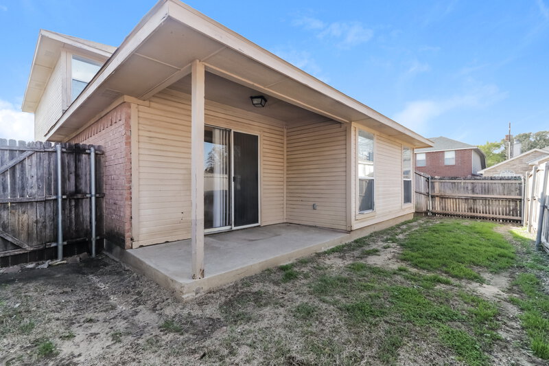 2,155/Mo, 1059 Gaynor Ave Duncanville, TX 75137 Rear View