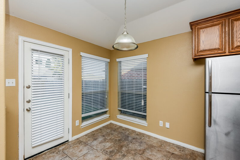 1,640/Mo, 1901 Belshire Ct Fort Worth, TX 76140 Dining Room View