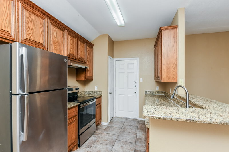 1,640/Mo, 1901 Belshire Ct Fort Worth, TX 76140 Kitchen View