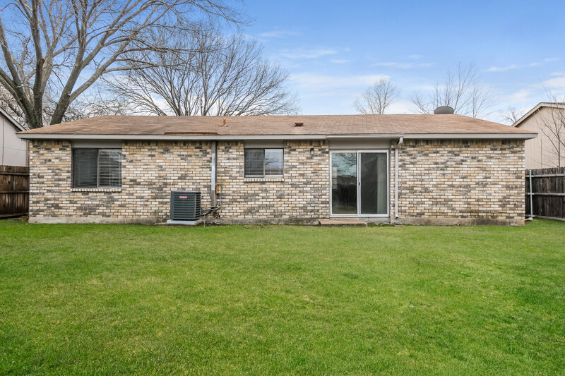 1,720/Mo, 6937 Sandybrook Dr Fort Worth, TX 76120 Misc View 15