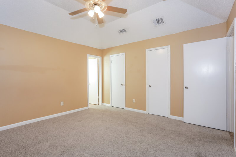 1,750/Mo, 3309 Galemeadow Dr Fort Worth, TX 76123 Main Bedroom View 2
