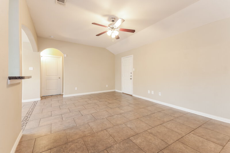 1,940/Mo, 7645 Hollow Point Dr Fort Worth, TX 76123 Living Room View