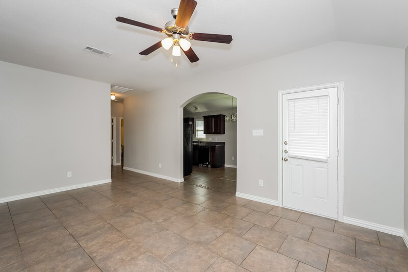 2,135/Mo, 7653 Rainbow Creek Dr Fort Worth, TX 76123 Living Room View 2