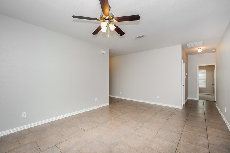 2,135/Mo, 7653 Rainbow Creek Dr Fort Worth, TX 76123 Living Room View 3