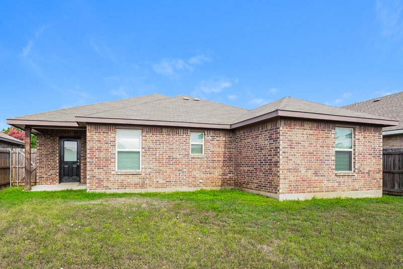 2,135/Mo, 7653 Rainbow Creek Dr Fort Worth, TX 76123 Rear View