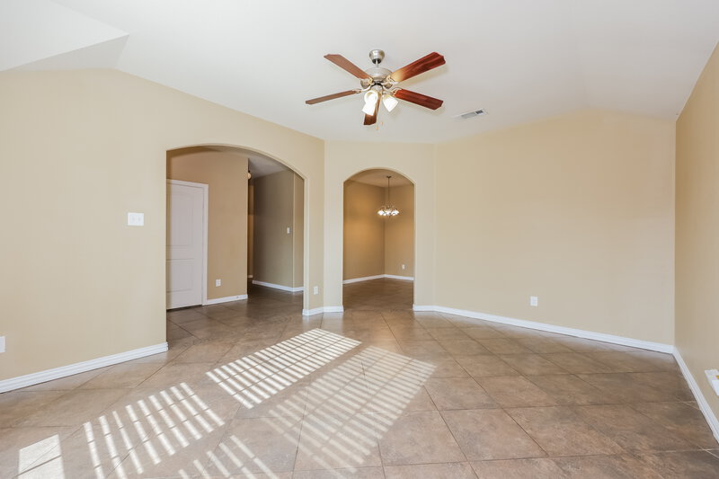 1,975/Mo, 7681 Hollow Point Dr Fort Worth, TX 76123 Living Room View 3