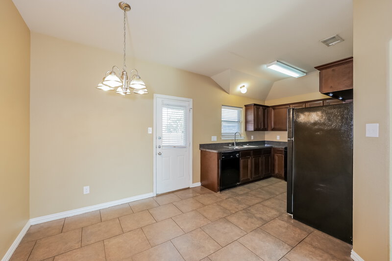 1,975/Mo, 7681 Hollow Point Dr Fort Worth, TX 76123 Dining Room View