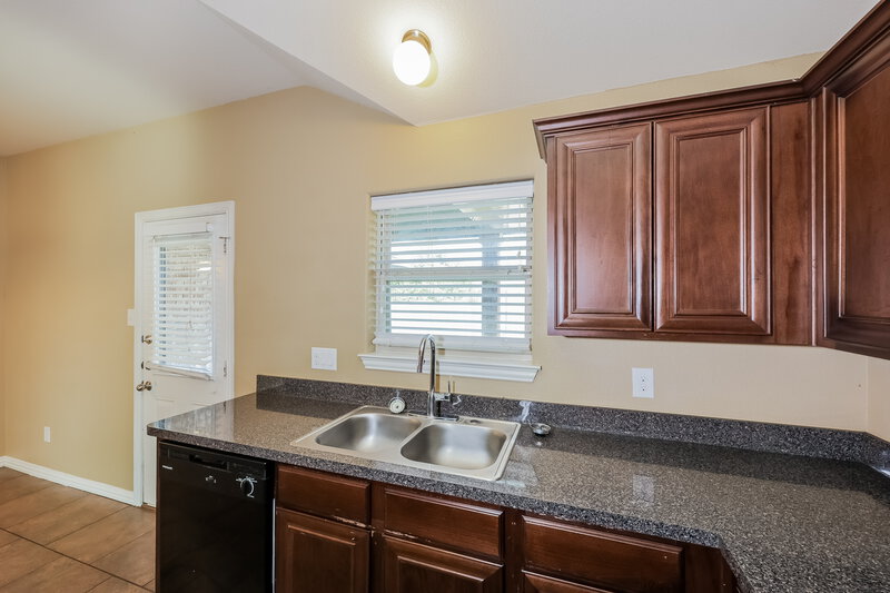 1,975/Mo, 7681 Hollow Point Dr Fort Worth, TX 76123 Kitchen View 2