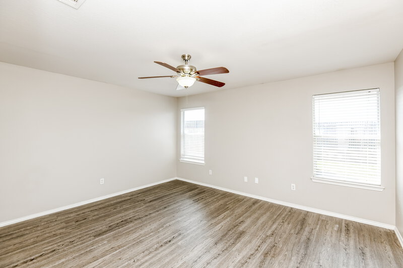 1,995/Mo, 8320 Autumn Creek Trail Fort Worth, TX 76134 Main Bedroom View