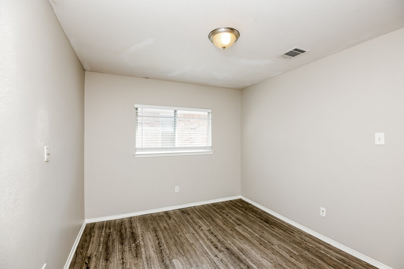 1,995/Mo, 8320 Autumn Creek Trail Fort Worth, TX 76134 Bedroom View 2