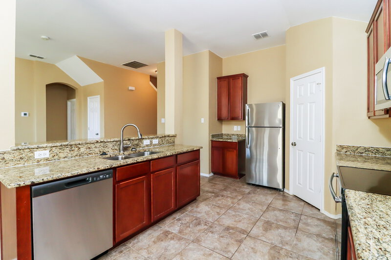 2,480/Mo, 2429 Galemeadow Dr Fort Worth, TX 76123 Kitchen View 2