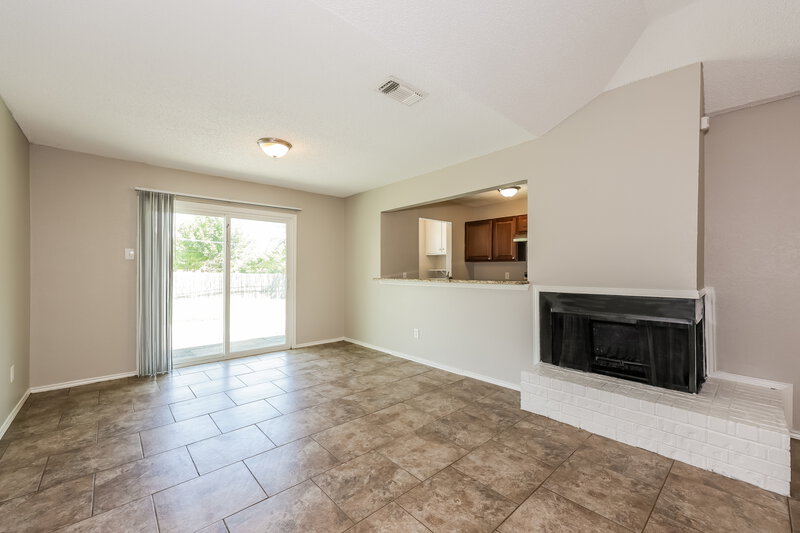 2,240/Mo, 611 Stell Ave Mansfield, TX 76063 Dining Room View