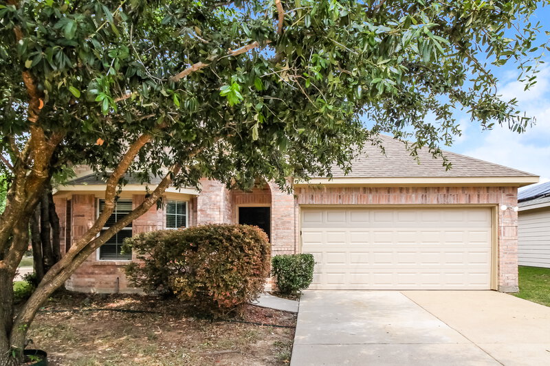 2,330/Mo, 10048 Iron Ridge Dr Fort Worth, TX 76140 External View
