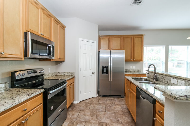 2,330/Mo, 10048 Iron Ridge Dr Fort Worth, TX 76140 Misc View 5