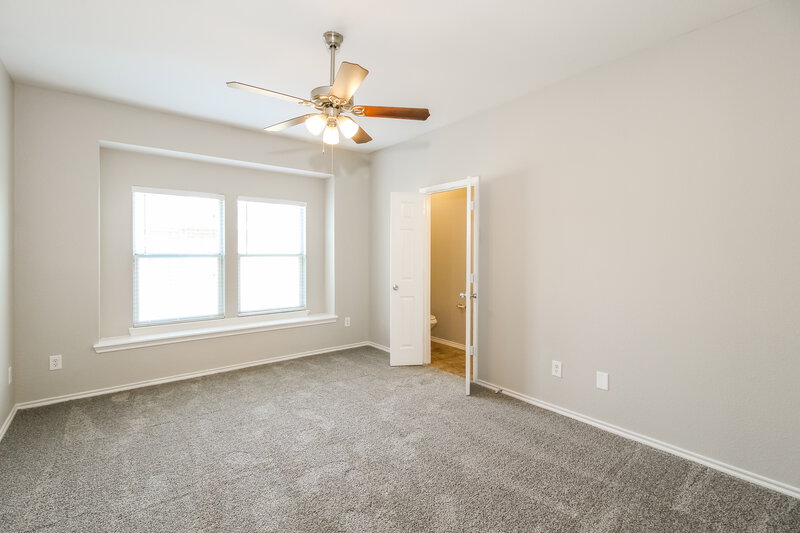 2,330/Mo, 10048 Iron Ridge Dr Fort Worth, TX 76140 Misc View 7