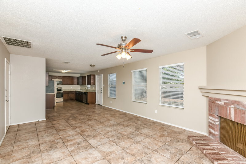 2,320/Mo, 5349 Royal Birkdale Dr Fort Worth, TX 76135 Living Room View 2
