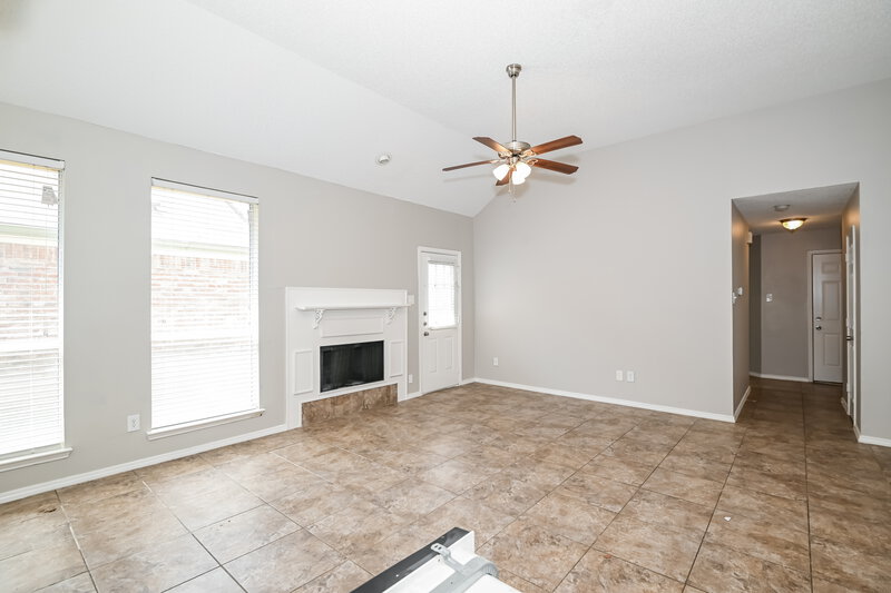 2,195/Mo, 961 Remington Trail Mesquite, TX 75181 Living Room View