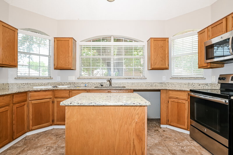 2,195/Mo, 961 Remington Trail Mesquite, TX 75181 Kitchen View 3